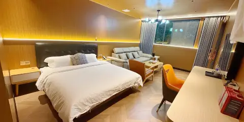 康悅·山景美居(潮州古城西湖店)