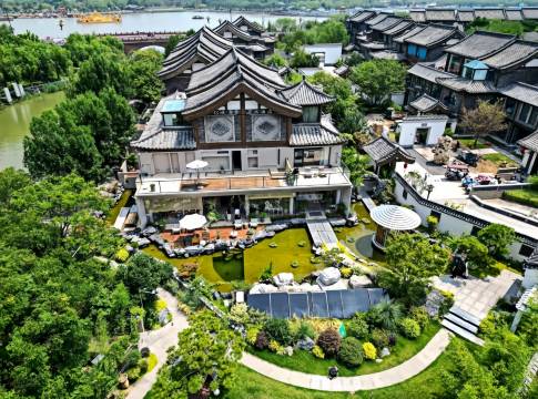 松间吾舍民宿(开封清明上河园万岁山武侠城店)图片