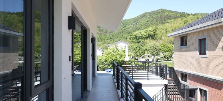 墟实·Warmth 汀泉|白墙黛瓦·私汤合院山居美宿图片