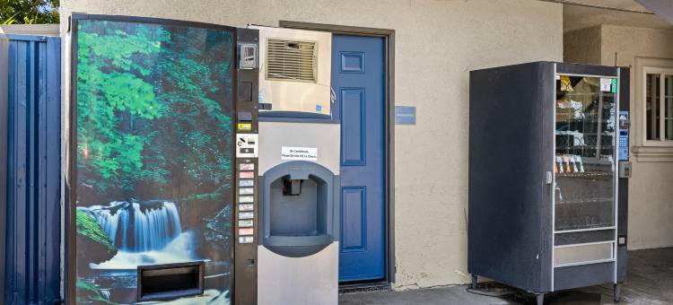 加利福尼亚州罗斯米德帕萨迪纳Studio 6(Studio 6 Rosemead, CA – Pasadena)图片