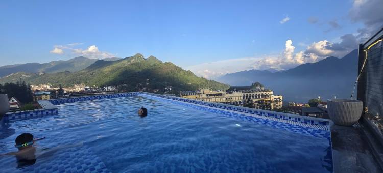 杜鹃花萨帕酒店(Azalea Sapa Hotel)图片