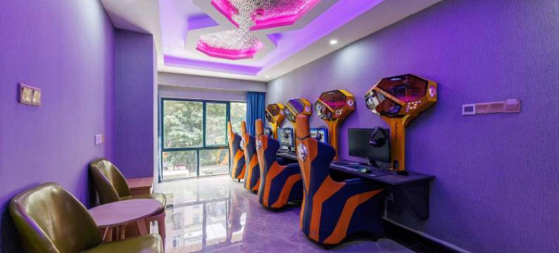 TT电竞酒店(广州白云火车站百信广场店)图片