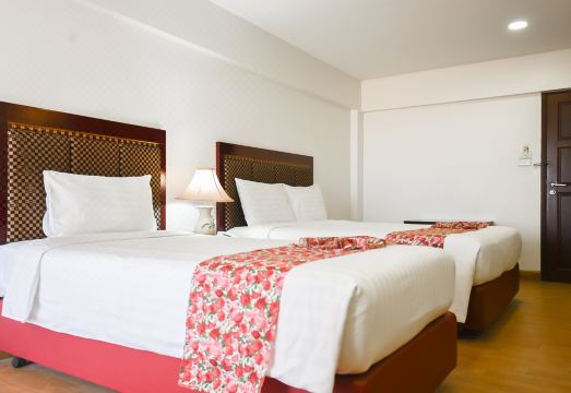 Pattaya Hiso HotelHotel Overview