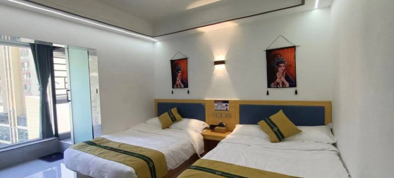 康定逸家民宿图片