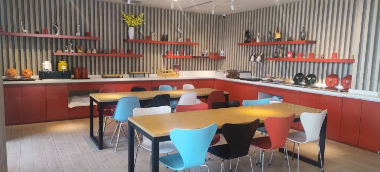 宜必思酒店(青岛宁夏路地铁站店)图片