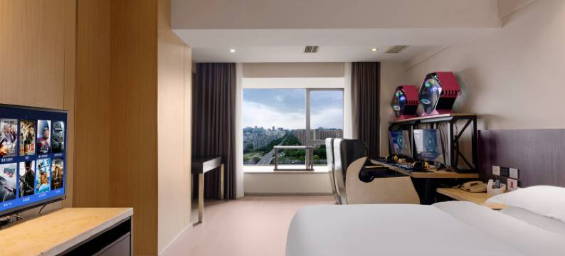 IGenie爱精灵·万兆电竞酒店(成都火车南站凯德天府店)图片