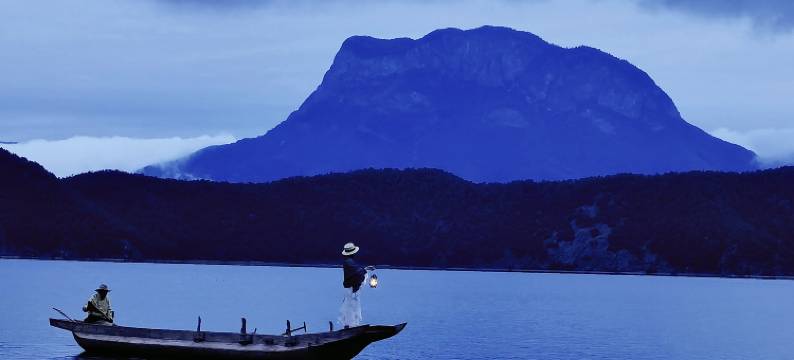 阅时·泸沽湖在川首席全湖胜景设计师度假酒店(摩梭女神全景店)图片