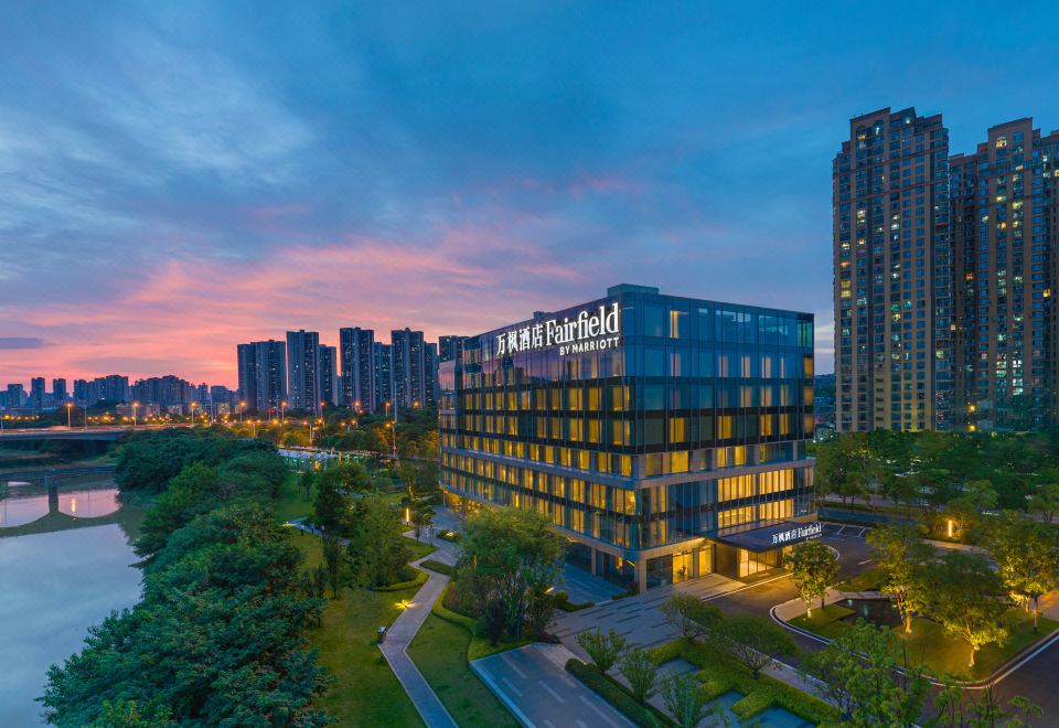 长沙梅溪湖岳麓万枫酒店外景图