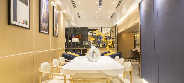 曼谷素坤逸 11 巷温德姆华美达酒店(Ramada by Wyndham Bangkok Sukhumvit 11)图片
