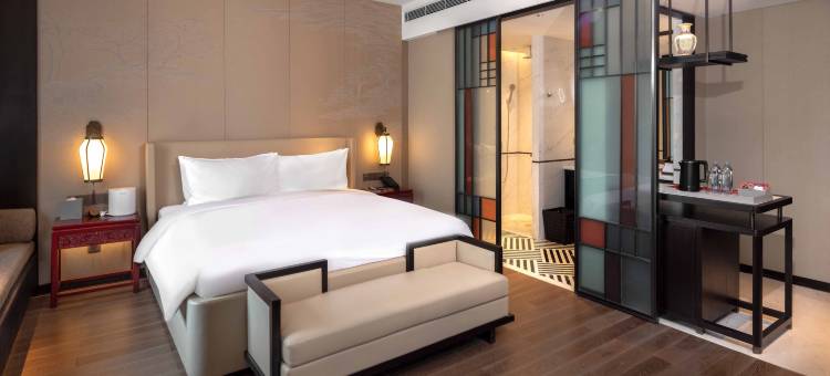 兰州中山林茂御酒店(张掖路步行街正宁路夜市店)图片