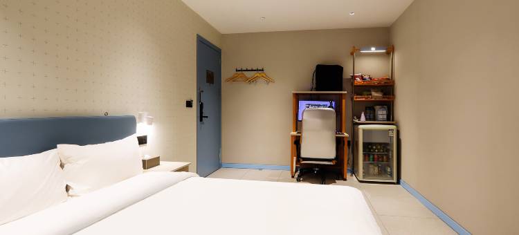 网鱼电竞酒店(常熟世茂店)图片