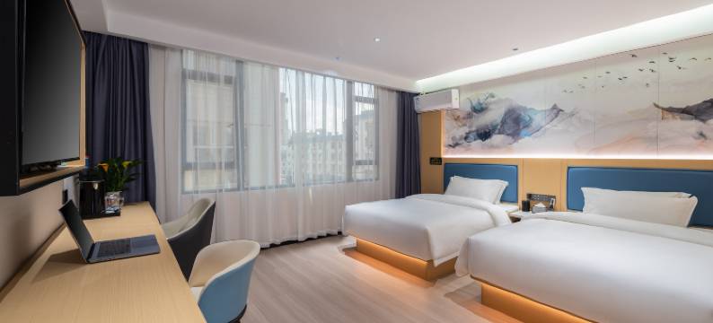 明月大酒店(文山七花名店光大步行街店)图片