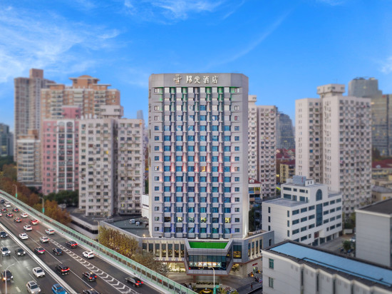 上海阳光酒店(虹桥路地铁站店)