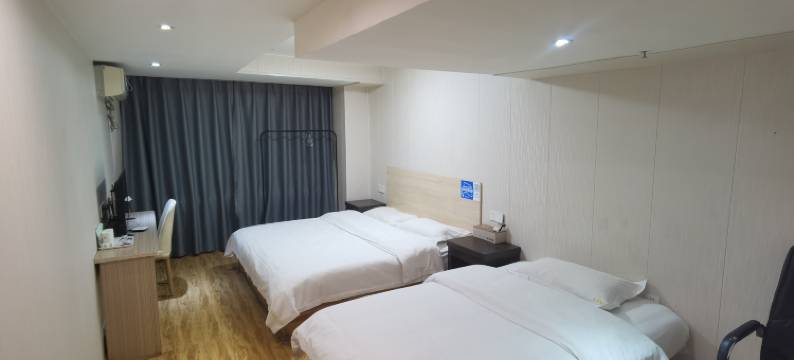 优享智能酒店(武汉市普仁医院武商城市奥莱店)图片