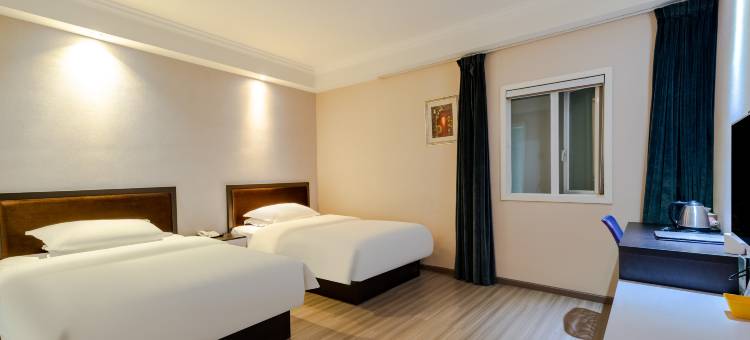 热带雨林假日酒店(杭州九堡客运中心店)图片