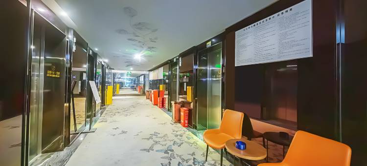 比优特酒店(万达广场幸福大道地铁站店)图片