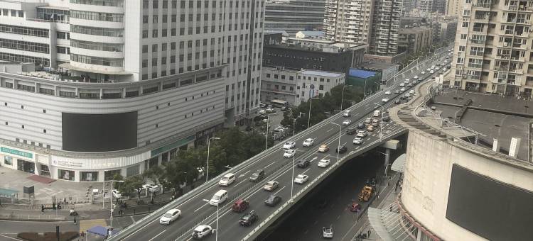 枫树园青旅(街道口地铁站店)图片