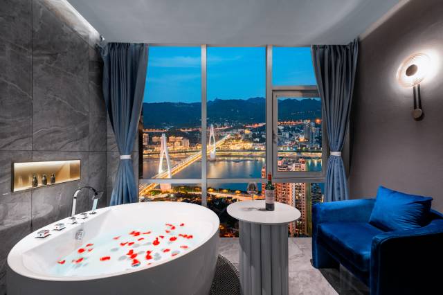 Ting无边际江景酒店(重庆解放碑云端之眼店)图片