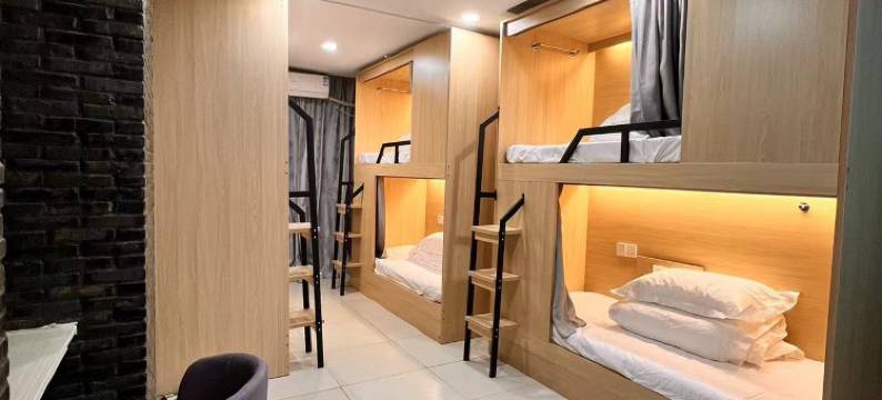 上海考拉国际青年旅舍(长寿路地铁站店)图片