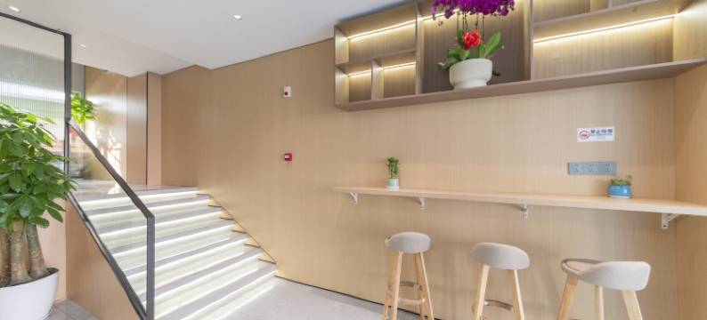 必得酒店(南京奥体中心兴隆大街地铁站店)图片