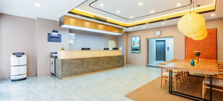 栢曼酒店(大连中山广场人民路店)图片