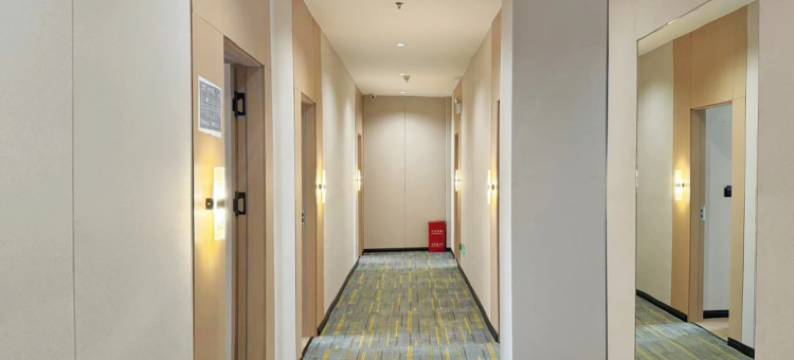 古蔺皇家公馆酒店(天立酒街人民法院店)图片