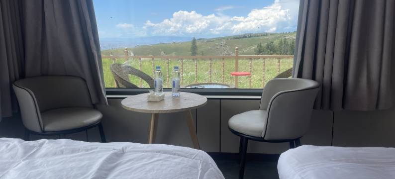 喀拉峻塔比斯木屋图片