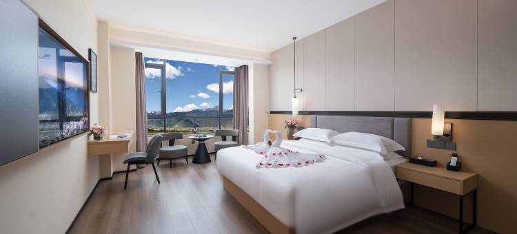 艺龙酒店(香格里拉独克宗古城高铁站店)图片