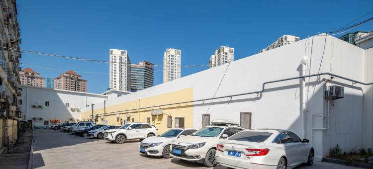 7天酒店(青岛山东路镇宁立交桥公交站店)图片