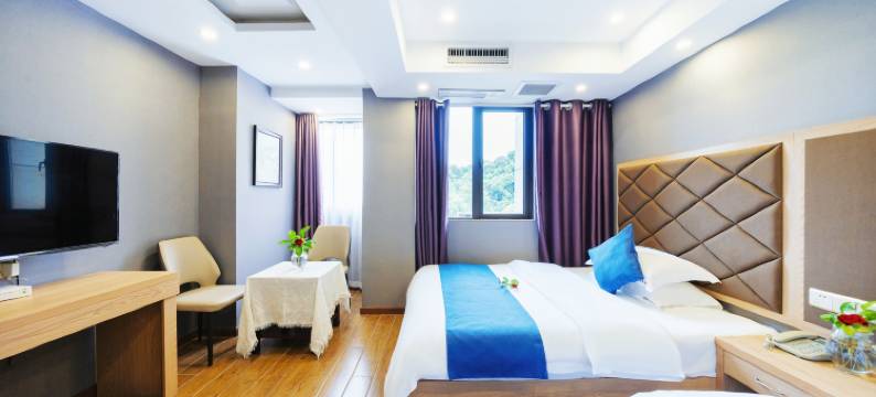 重庆泳尚民宿(邱家湾地铁站店)图片