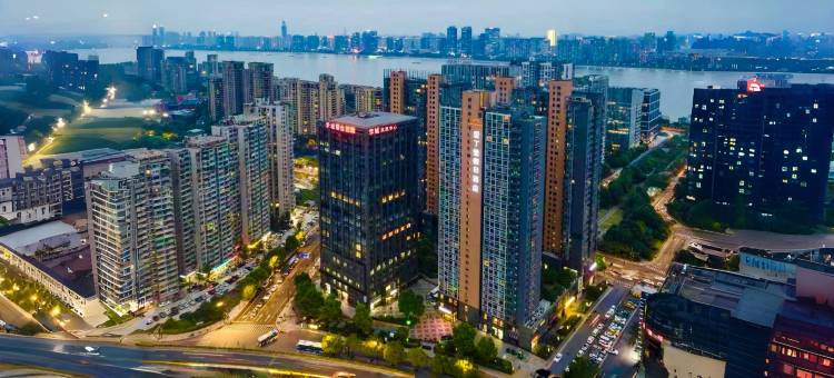 杭州爱丁堡假日酒店(南星桥地铁站店)图片