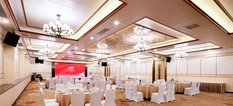 东莞欧亚国际酒店(常平高铁站店)图片