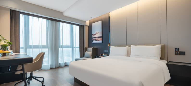 成都天府新区二江寺地铁站亚朵酒店图片