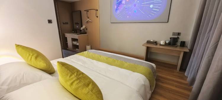 橙子臻品酒店(宝丰长途汽车站店)图片