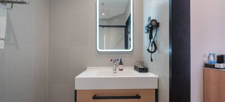 尚客优酒店(大连西安路联合路地铁站店)图片