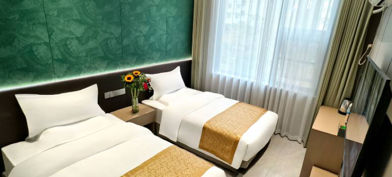 金泰轻奢酒店(汉中高铁站店)图片