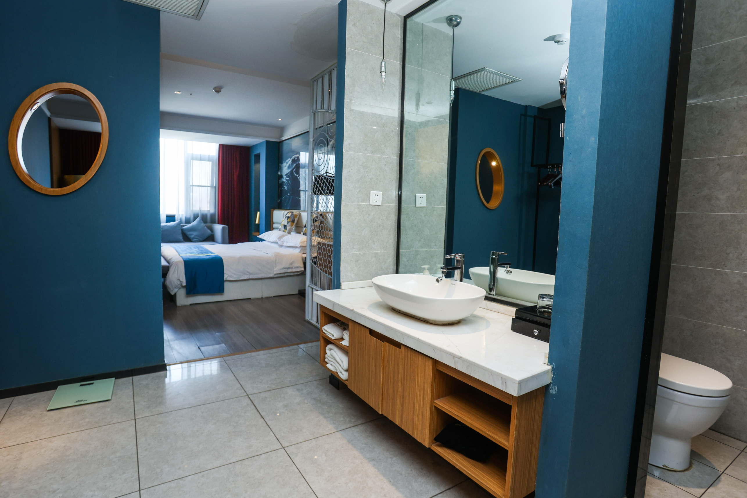 Ceeci HotelOver view