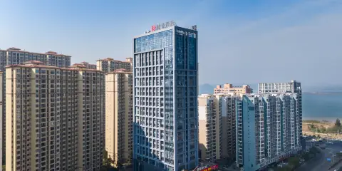 柏曼酒店(防城港龍光陽光海岸店)