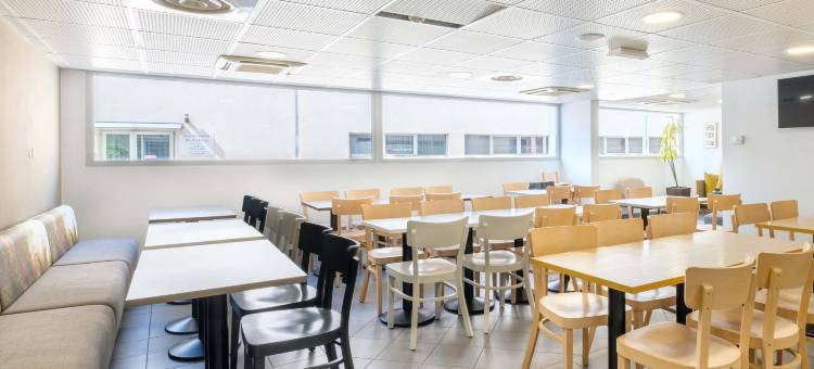 戛纳虎门普拉民宿酒店(B&B Hotel Cannes la Bocca Plage)图片