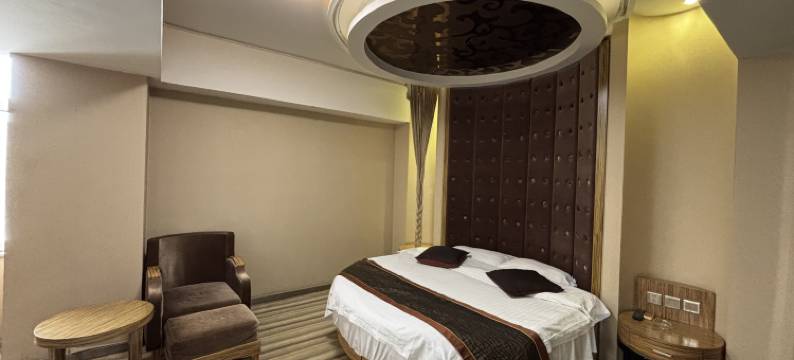 隆翔商务酒店(银川建发店)图片