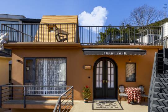 理想岛·IDEAL LAND·溯溪轻法泳池私墅(安吉灵溪山景区店)