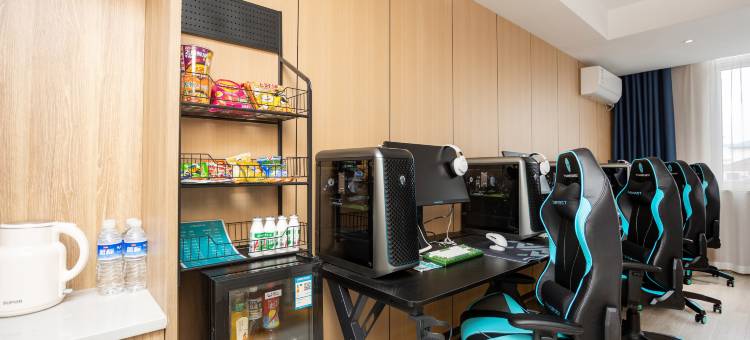 雷神电竞酒店(盐城招商场店)图片