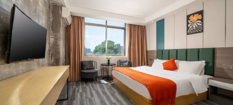 长沙县沁悦时尚酒店(大众传媒学院店)图片