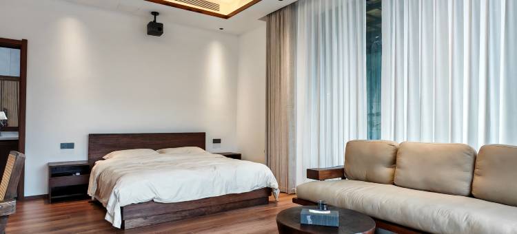 本溪芳草盈温泉度假民宿图片