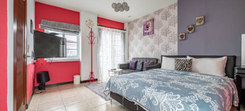 花莲白色棉花糖民宿图片