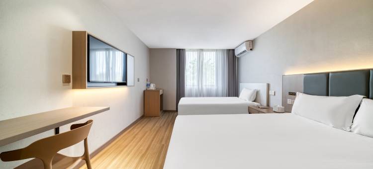 如家睿柏·云酒店(上海场中路地铁站店)图片