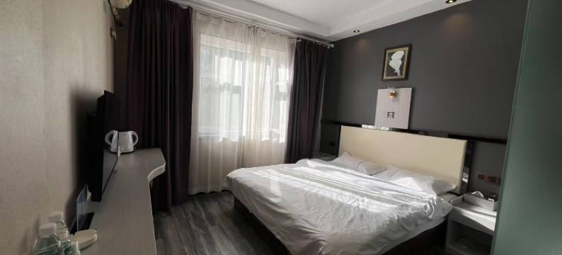 布尔津泽祥酒店(俄罗斯风情街店)图片