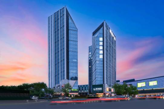 格尔曼酒店(青岛黄岛金沙滩吾悦广场店)