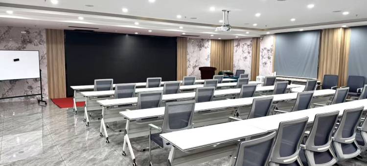 蓝鲸轻奢酒店(霸州市政府店)图片