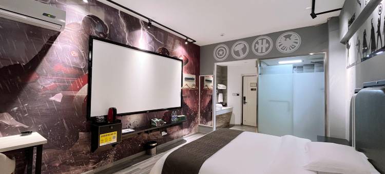 曲靖依·云端酒店(万达店)图片